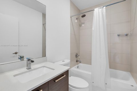 Touwnhouse à vendre à Lauderhill, Floride: 2 chambres, 104.05 m2 № 1864283 - photo 16