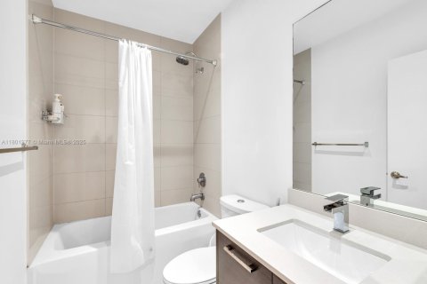 Touwnhouse à vendre à Lauderhill, Floride: 2 chambres, 104.05 m2 № 1864283 - photo 14