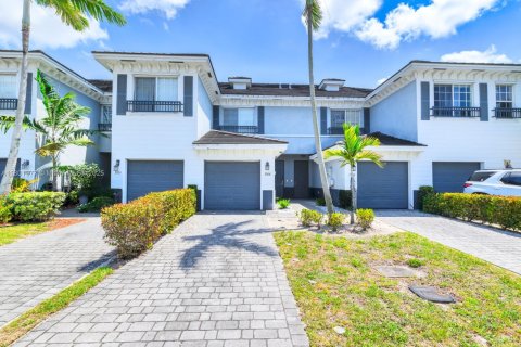 Touwnhouse à vendre à Lauderhill, Floride: 2 chambres, 104.05 m2 № 1864283 - photo 1