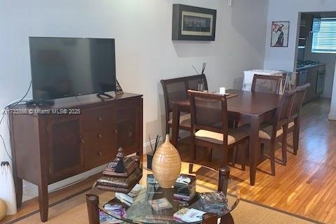 Condominio en Miami Beach, Florida, 1 dormitorio  № 2035325