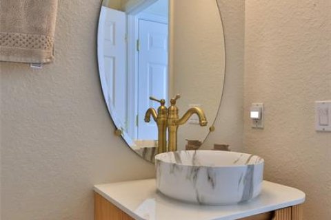 Townhouse in Sanford, Florida 3 bedrooms, 153.01 sq.m. № 2095523 - photo 15