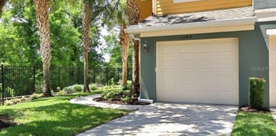 Townhouse in Sanford, Florida 3 bedrooms, 153.01 sq.m. № 2095523