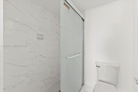 Copropriété à vendre à Pembroke Pines, Floride: 2 chambres, 102.19 m2 № 2030882 - photo 14