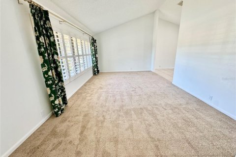 House in Plant City, Florida 4 bedrooms, 238.48 sq.m. № 2097196 - photo 21