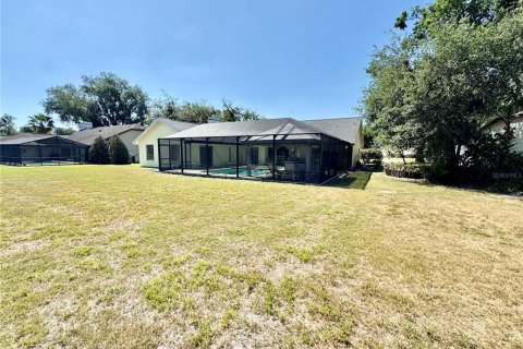 House in Plant City, Florida 4 bedrooms, 238.48 sq.m. № 2097196 - photo 4