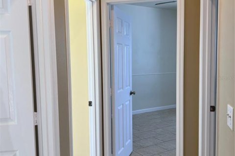 Villa ou maison à louer à Orlando, Floride: 4 chambres, 237.55 m2 № 2158045 - photo 29