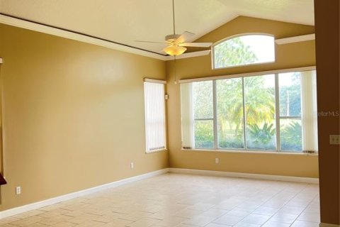 Villa ou maison à louer à Orlando, Floride: 4 chambres, 237.55 m2 № 2158045 - photo 4