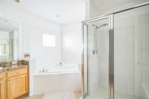 Снять в аренду кондоминиум в Киссимми, Флорида 2 комнаты, 157.93м2, № 1564315 - фото 12