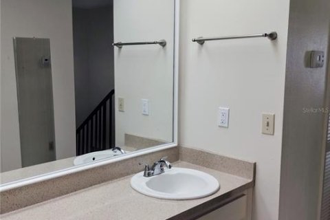 Condominio en alquiler en Tampa, Florida, 2 dormitorios, 101.82 m2 № 1608682 - foto 9