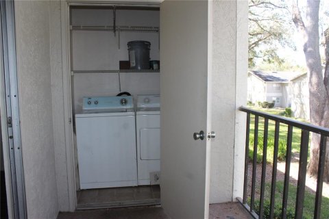 Condominio en alquiler en Tampa, Florida, 2 dormitorios, 101.82 m2 № 1608682 - foto 11