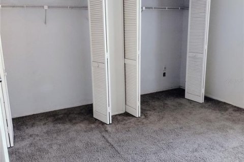 Condominio en alquiler en Tampa, Florida, 2 dormitorios, 101.82 m2 № 1608682 - foto 8