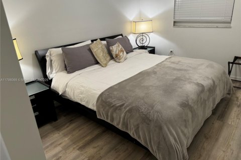 Copropriété à vendre à Miami, Floride: 1 chambre, 59.46 m2 № 1712049 - photo 8