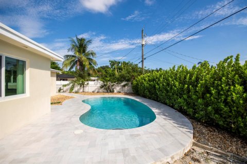 Villa ou maison à vendre à Hollywood, Floride: 3 chambres, 175.77 m2 № 2421414 - photo 27