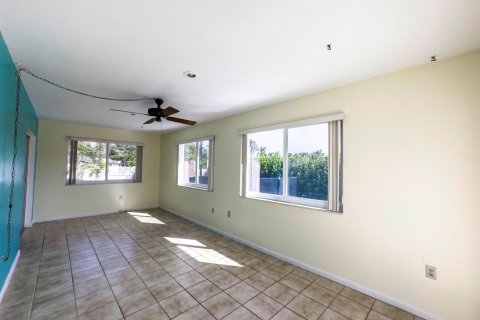 Villa ou maison à vendre à Hollywood, Floride: 3 chambres, 175.77 m2 № 2421414 - photo 23