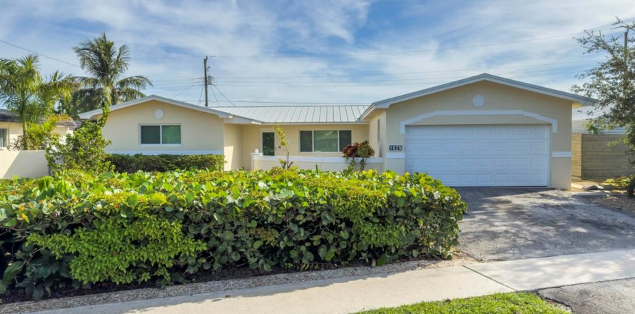 Villa ou maison à Hollywood, Floride 3 chambres, 175.77 m2 № 2421414