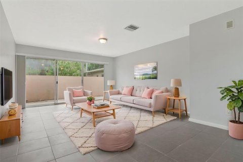 Condo in Clearwater, Florida, 1 bedroom  № 2230545 - photo 12