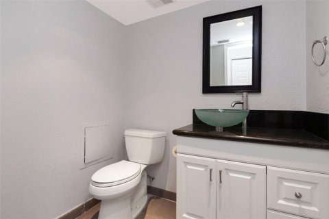 Condo in Clearwater, Florida, 1 bedroom  № 2230545 - photo 19