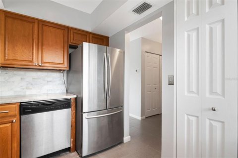 Condo in Clearwater, Florida, 1 bedroom  № 2230545 - photo 17
