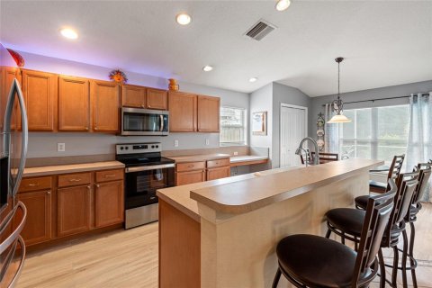 Villa ou maison à vendre à Tampa, Floride: 4 chambres, 187.11 m2 № 1816611 - photo 10