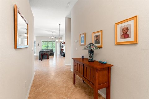 Villa ou maison à vendre à Tampa, Floride: 4 chambres, 187.11 m2 № 1816611 - photo 6