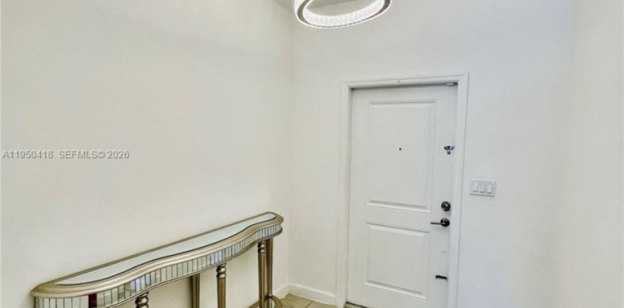 Таунхаус в Хомстед, Флорида 3 спальни, 173.91м2 № 2006131