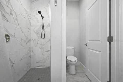 Villa ou maison à vendre à Deltona, Floride: 4 chambres, 155.89 m2 № 1798521 - photo 21