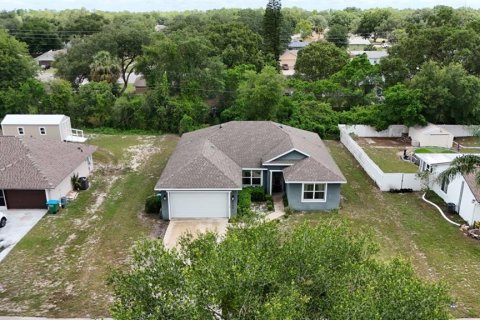 Villa ou maison à vendre à Deltona, Floride: 4 chambres, 155.89 m2 № 1798521 - photo 25