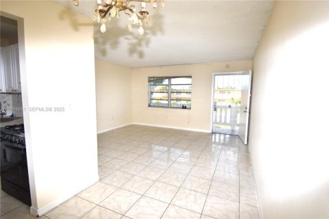 Copropriété à vendre à Miami Gardens, Floride: 1 chambre, 61.32 m2 № 1986793 - photo 6