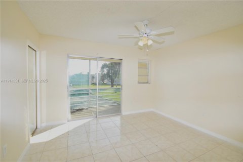 Copropriété à vendre à Miami Gardens, Floride: 1 chambre, 61.32 m2 № 1986793 - photo 8