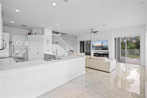 Casa en alquiler en Miramar, Florida, 4 dormitorios, 286.14 m2 № 1980989 - foto 23