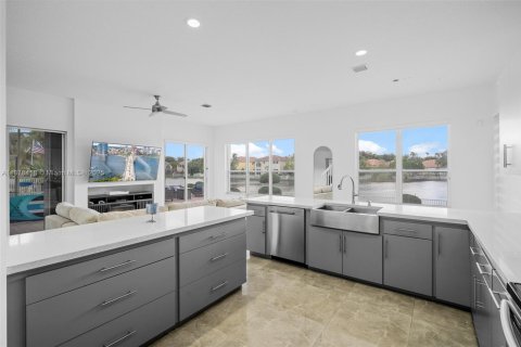 Casa en alquiler en Miramar, Florida, 4 dormitorios, 286.14 m2 № 1980989 - foto 26