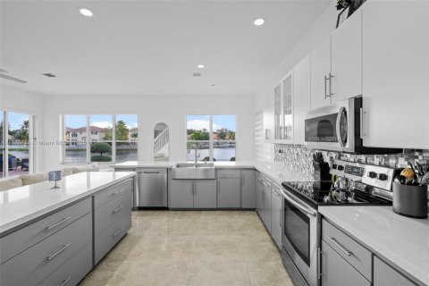 Casa en alquiler en Miramar, Florida, 4 dormitorios, 286.14 m2 № 1980989 - foto 27