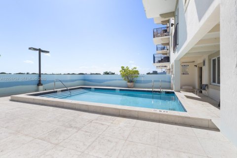 Copropriété à louer à Miami, Floride: 1 chambre, 64.57 m2 № 2168745 - photo 20