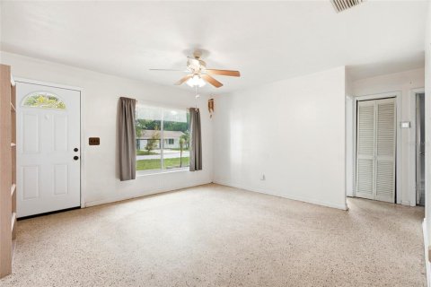 Villa ou maison à vendre à Largo, Floride: 2 chambres, 83.61 m2 № 2237481 - photo 6