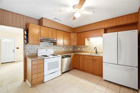 Villa ou maison à vendre à Largo, Floride: 2 chambres, 83.61 m2 № 2237481 - photo 14