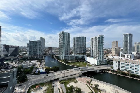 Снять в аренду кондоминиум в Майами, Флорида 1 спальня, 66.8м2, № 2050012 - фото 17