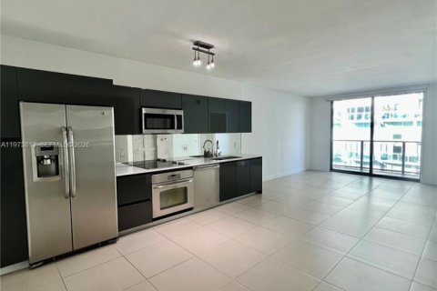 Снять в аренду кондоминиум в Майами, Флорида 1 спальня, 66.8м2, № 2050012 - фото 4