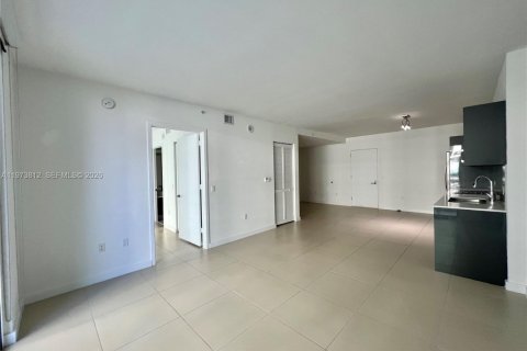 Снять в аренду кондоминиум в Майами, Флорида 1 спальня, 66.8м2, № 2050012 - фото 6