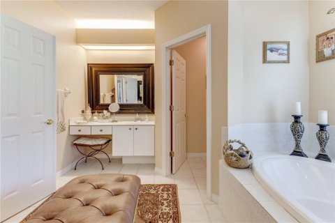 Casa en venta en Brooksville, Florida, 3 dormitorios, 330.73 m2 № 1885212 - foto 21