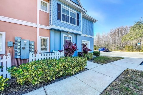 Condominio en venta en Kissimmee, Florida, 4 dormitorios, 136.57 m2 № 1572806 - foto 3
