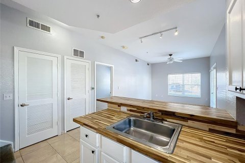 Condominio en venta en Kissimmee, Florida, 4 dormitorios, 136.57 m2 № 1572806 - foto 18
