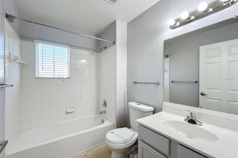 Condominio en venta en Kissimmee, Florida, 4 dormitorios, 136.57 m2 № 1572806 - foto 28