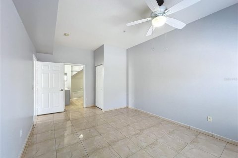 Condominio en venta en Kissimmee, Florida, 4 dormitorios, 136.57 m2 № 1572806 - foto 20