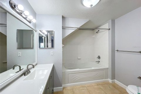 Condominio en venta en Kissimmee, Florida, 4 dormitorios, 136.57 m2 № 1572806 - foto 22