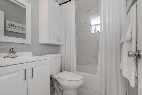 Купить кондоминиум в Хайалиа, Флорида 3 спальни, 120.77м2, № 2088309 - фото 20