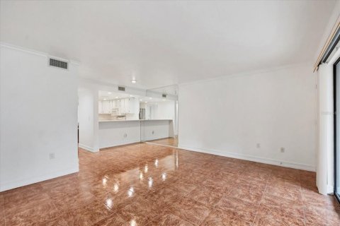 Copropriété à louer à Sarasota, Floride: 2 chambres, 89.84 m2 № 1885954 - photo 15