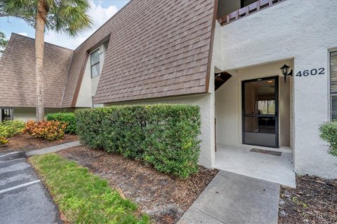 Copropriété à louer à Sarasota, Floride: 2 chambres, 89.84 m2 № 1885954 - photo 6