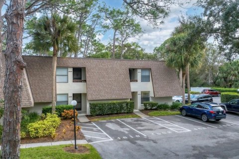 Copropriété à louer à Sarasota, Floride: 2 chambres, 89.84 m2 № 1885954 - photo 1