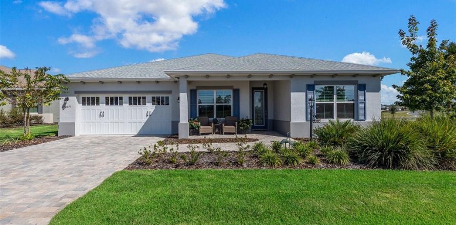 Villa ou maison à Ocala, Floride 2 chambres, 187.57 m2 № 2419533