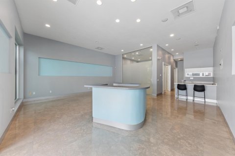 Commercial property in Delray Beach, Florida № 2399946 - photo 3